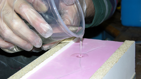 冻结铸造过程使用光滑的橡胶进行精确铸造